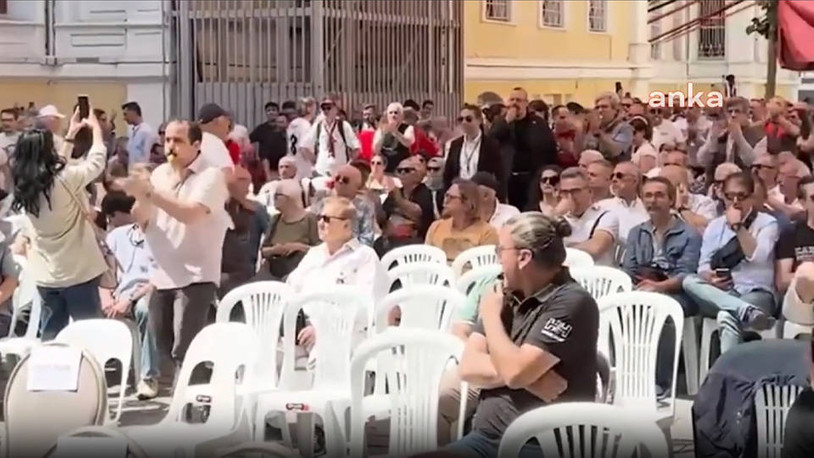 Kabataş Erkek Lisesi mezunları pilav gününde müdür ve vakıf başkanını protesto etti