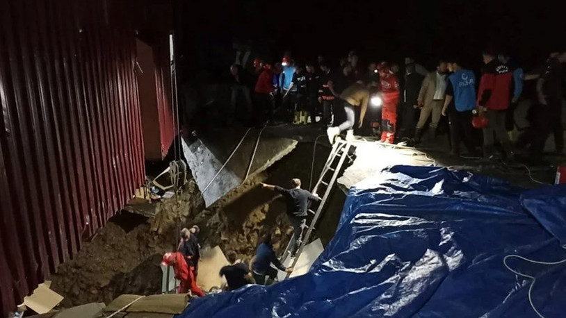 Giresun'da göçük sonucu 1 işçinin hayatını kaybettiği fabrikanın faaliyeti durduruldu