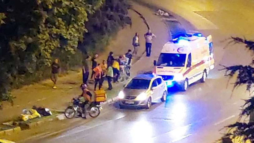 Eskişehir'de otomobilin çarptığı bisikletli kurye yaralandı