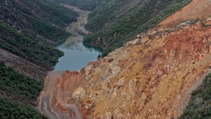 12 yaşındaki çocuk depremin oluşturduğu gölette boğuldu