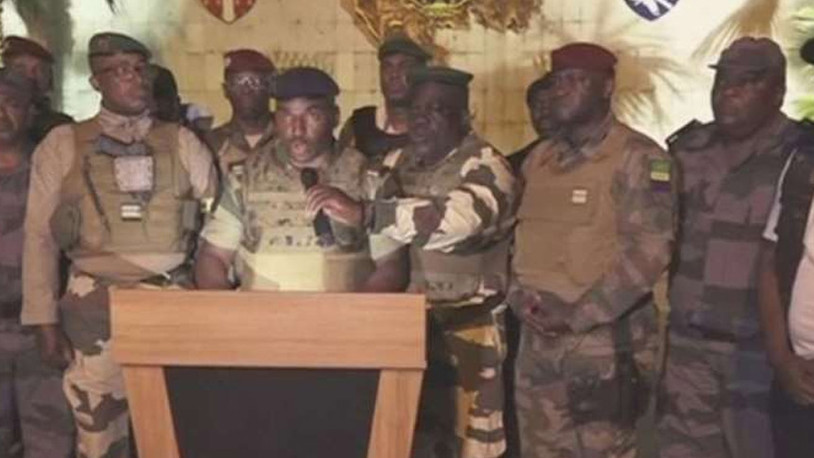 Gabon'da darbenin arkasındaki general konuştu
