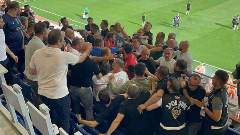 Kasımpaşa-Ankaragücü maçında yumruklu kavga