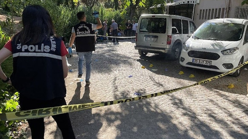 İzmir’de kadın cinayeti: Eski eşini tabancayla öldürdü