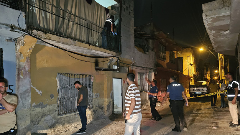 Adana'da korkunç cinayet: Balkona çağırıp öldürdü
