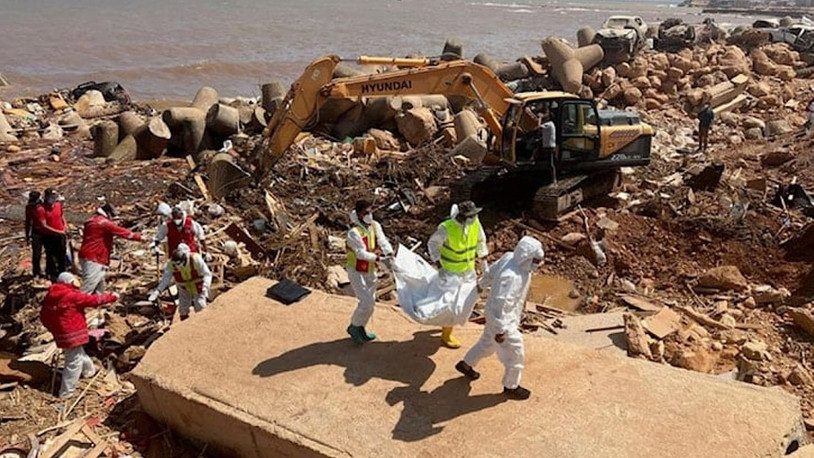 Libya'da sel: Sahilde yüzlerce ceset bulundu