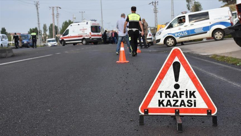 Balıkesir'de kaza: Motosiklet sürücüsü ile eşi öldü