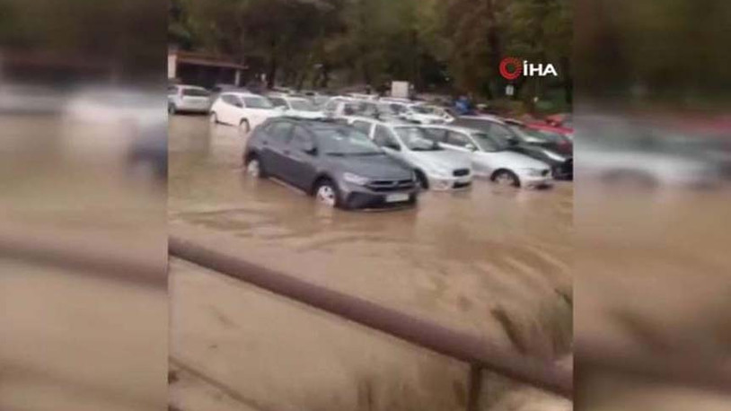 Yunanistan'ı yangından sonra bir de sel vurdu