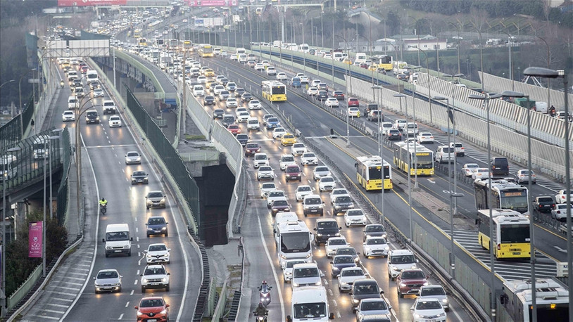 İstanbul'da trafik yoğunluğu yüzde 65'i geçti