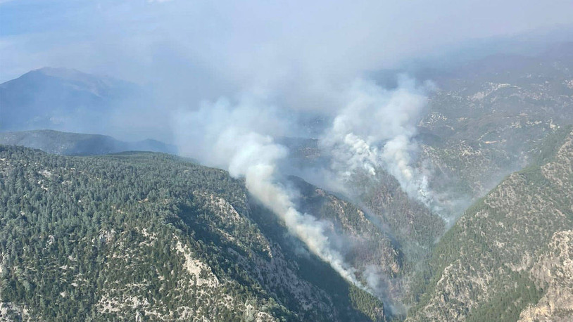 Burdur'da çıkan orman yangınına müdahale devam ediyor