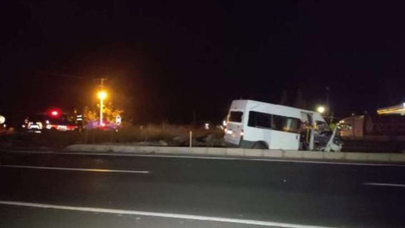 Nevşehir'de tarım işçilerini taşıyan minibüs kaza yaptı: Çok sayıda yaralı var