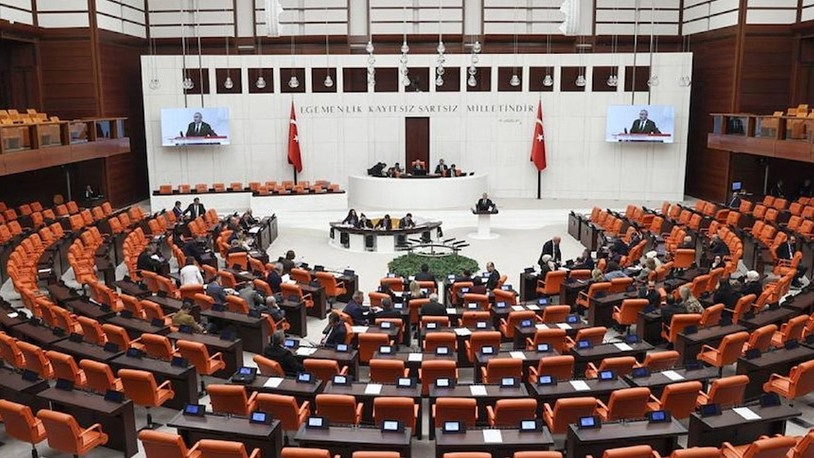AKP ve MHP, CHP'nin Türkiye'de aydınlara yönelik cinayetlerin araştırılması önerisini reddetti