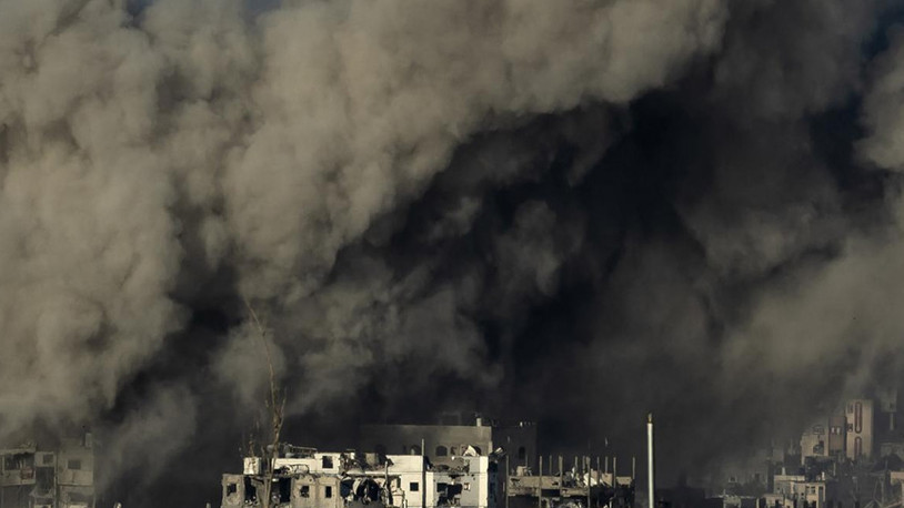 İsrail ordusu, Gazze'de yerinden edilen sivillerin sığındığı okulu bombaladı