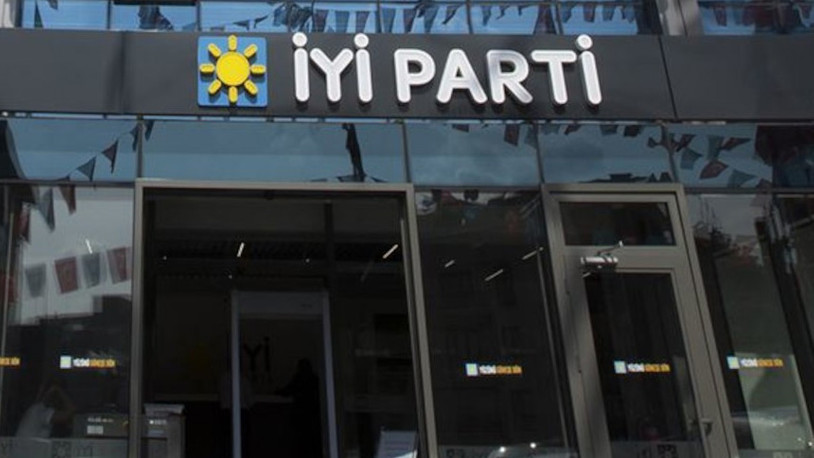 İYİ Parti'de bir toplu istifa kararı daha