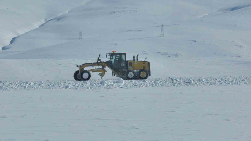 Kars’ta 33 köy yolu ulaşıma kapandı