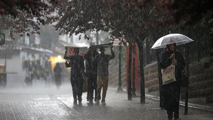 Meteoroloji Marmara için saat verip uyardı: Kuvvetli yağış geliyor