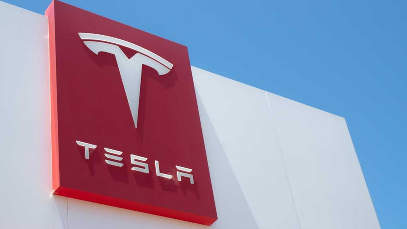 Tesla 2 milyondan fazla aracını geri çağırdı