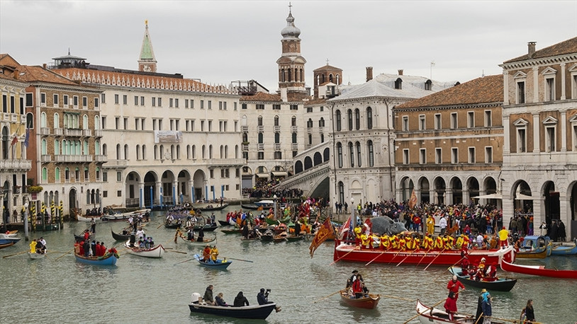 Venedik'te turist sayısına sınırlama kararı