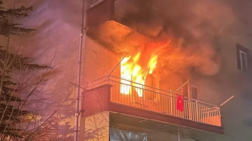 Eskişehir'de apartman yangını: 16 kişi hastanede