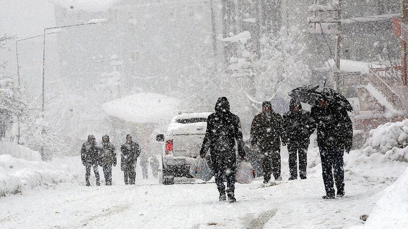 Meteoroloji'den çok sayıda il için kar yağışı ve kuvvetli sağanak uyarısı
