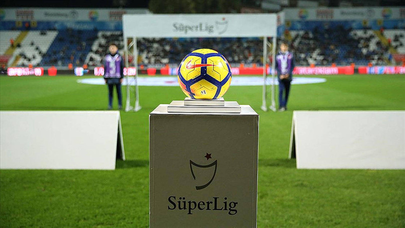 Süper Lig'de ertelenen 16. haftanın hakemleri açıklandı