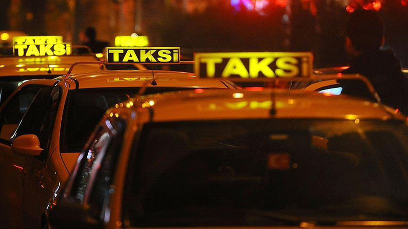 İstanbul'da taksilerde yeni zamlı tarife başladı