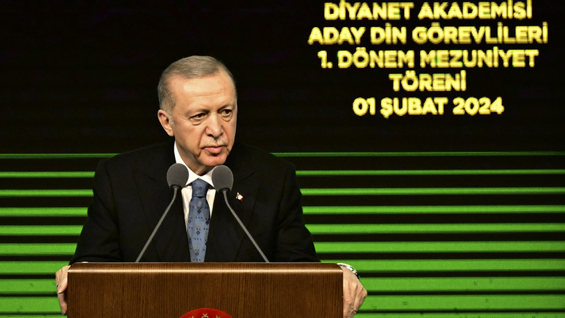 Erdoğan: Şeriata düşmanlık dininin kendisine husumettir