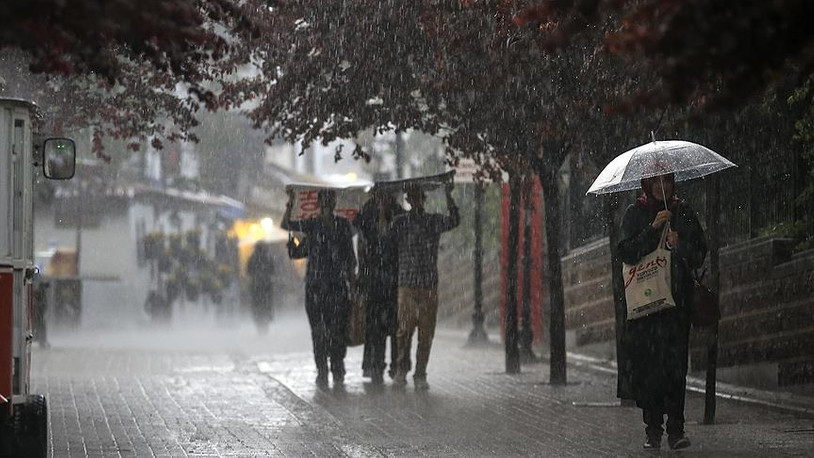 Tarih verildi: İstanbul'da yağışlı hava ne kadar sürecek?