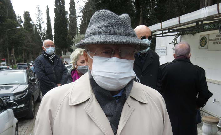 T&uuml;rk basınının duayen ismi Se&ccedil;kin T&uuml;resay son yolculuğuna uğurlandı - Resim : 2