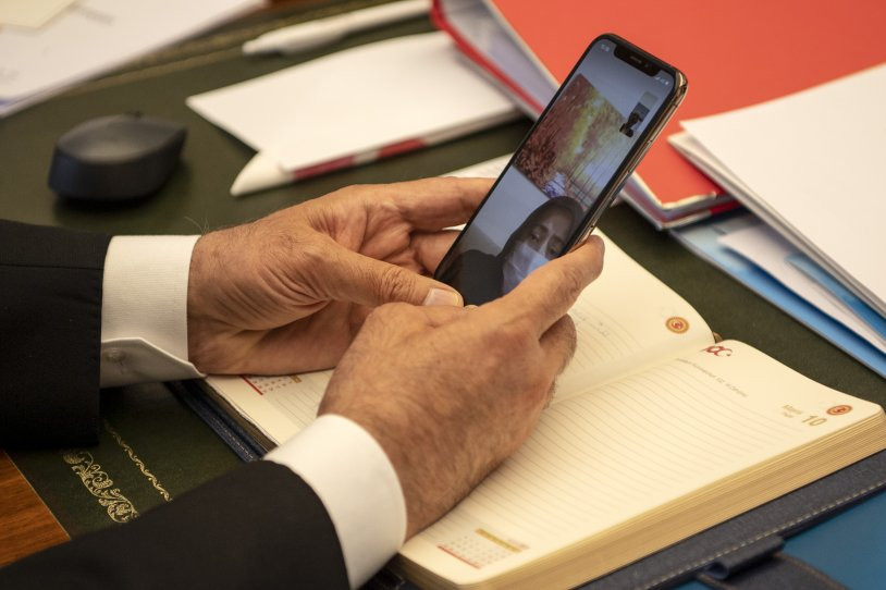 Kılı&ccedil;daroğlu, Anneler G&uuml;n&uuml; dolayısıyla şehit anneleriyle g&ouml;r&uuml;şt&uuml; - Resim : 1