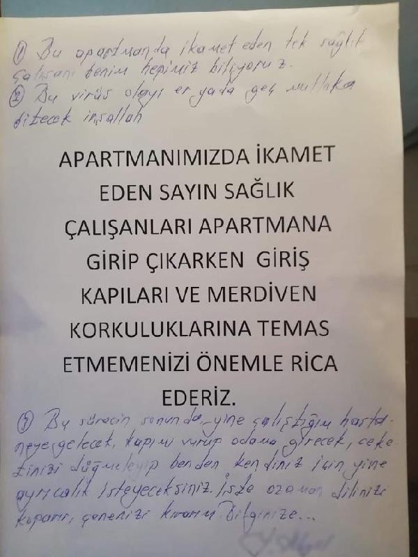 Sağlık çalışanının oturduğu apartmana asılan yazı tepki çekti - Resim : 1