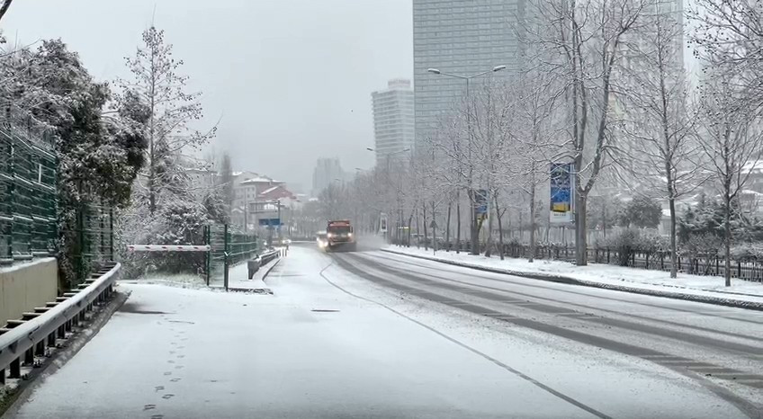 İstanbul'da kar yağışı başladı! - Resim : 3