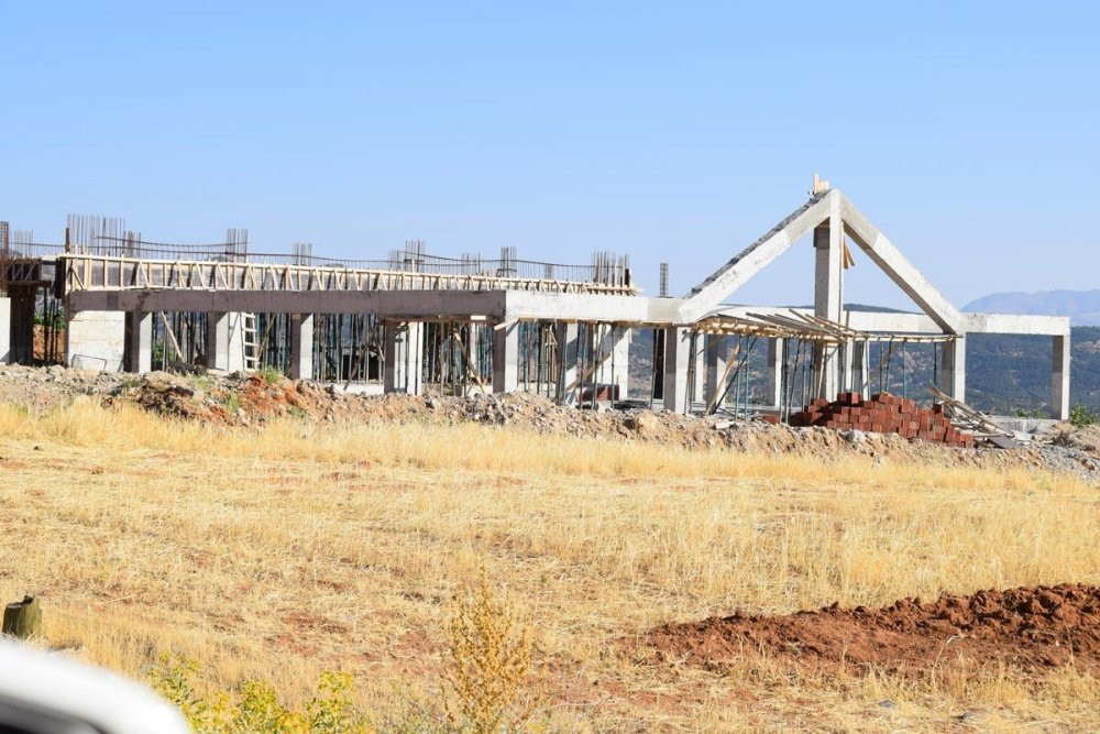 İzmir Belediyesi kahraman şehidin adını Elazığ'da yaşatacak - Resim : 1