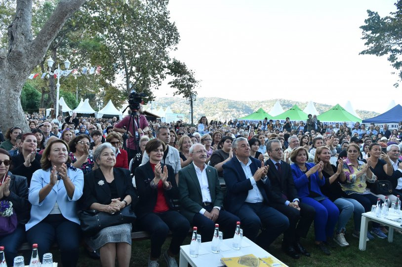 Edebiyat Günleri finalinde Kılıçdaroğlu sürprizi - Resim : 1