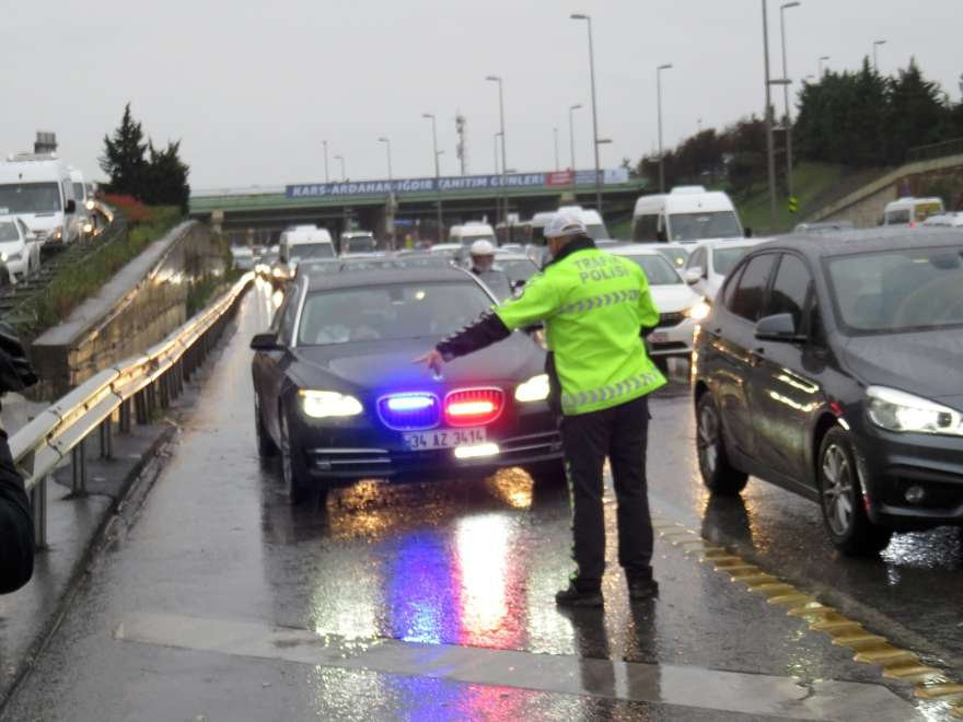 Trafikte sıkı denetim: Çakar dönemi resmen bitti! - Resim : 1