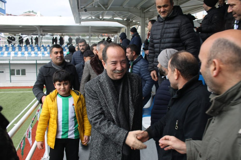 Türkiye'nin iki sınır şehri bir araya geldi: Dostluk kazandı! - Resim : 1