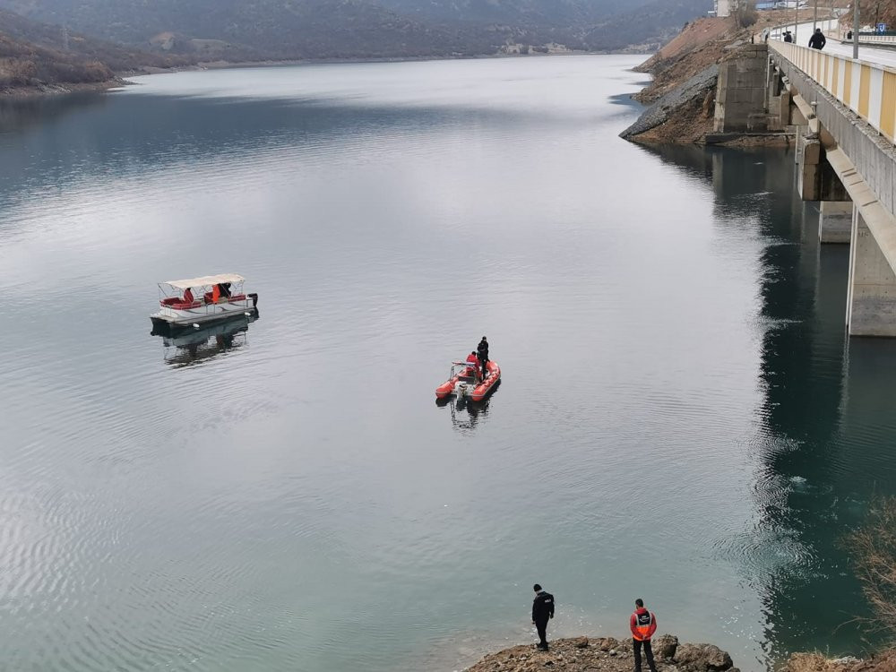 Tunceli'de, 8 gündür kayıp üniversiteli Gülistan aranıyor - Resim : 1