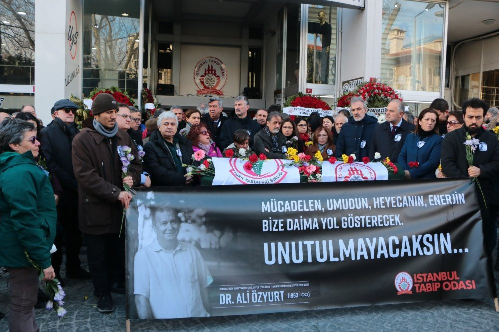 Ali Özyurt son yolculuğuna uğurlandı - Resim : 1