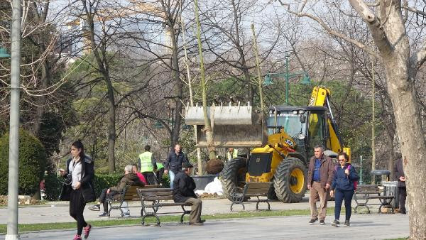 Gezi Parkı'nda merak uyandıran hareketliliğin nedeni belli oldu - Resim : 3