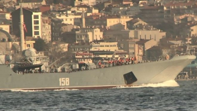 Rus savaş gemisi İstanbul Boğazı’nda! - Resim : 1