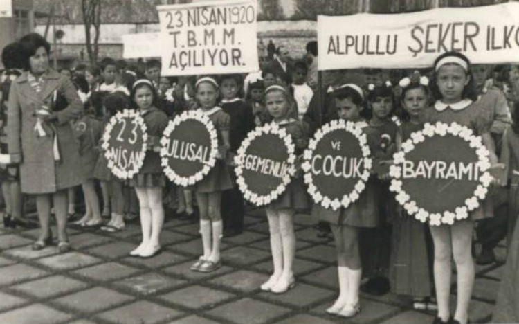 101 yıldır aynı coşku: 23 Nisan Ulusal Egemenlik ve Çocuk Bayramı kutlu olsun - Resim : 1