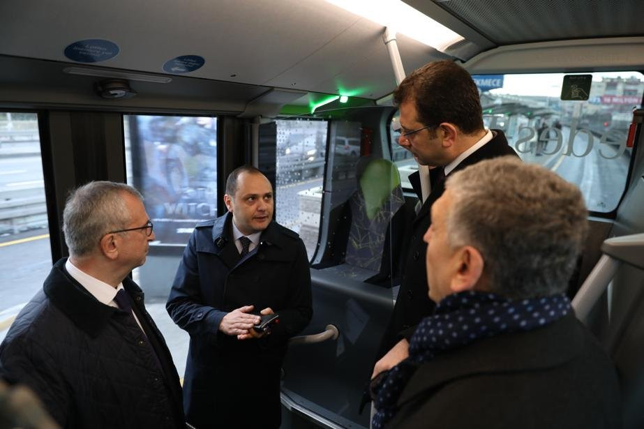 İmamoğlu, ikinci kez metrobüs aracı test etti - Resim : 1