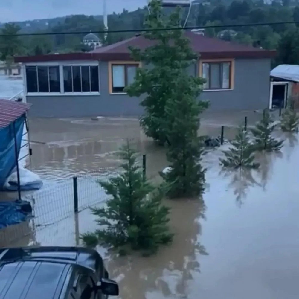 Ordu'da dere taştı - Resim : 1