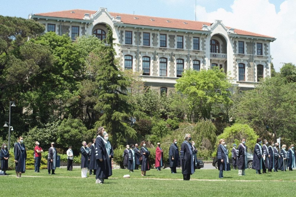 Boğaziçi'nde eylem sürüyor: AKP’li Melih Bulu kampüse kamera yerleştirmiş - Resim : 1