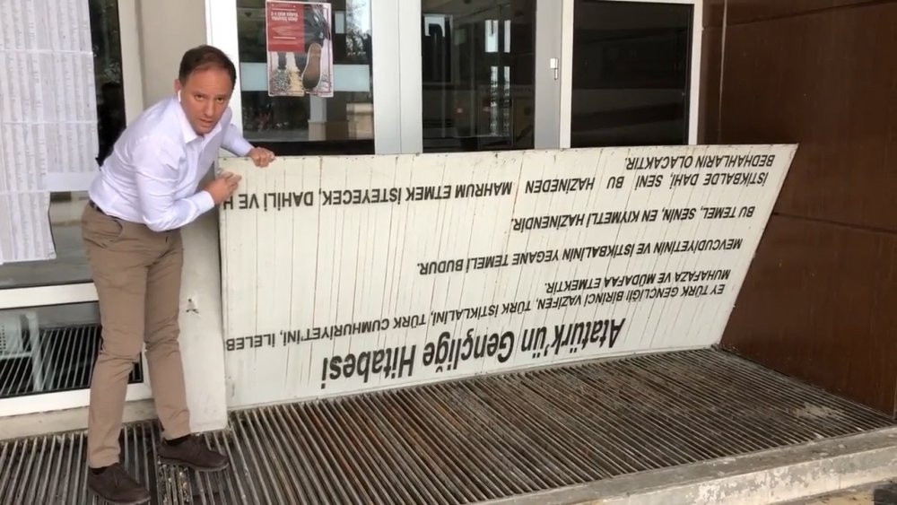 S&uuml;leyman Soylu 'Koruyoruz' demişti: Valilik &ouml;n&uuml;nden skandal g&ouml;r&uuml;nt&uuml;ler - Resim : 1