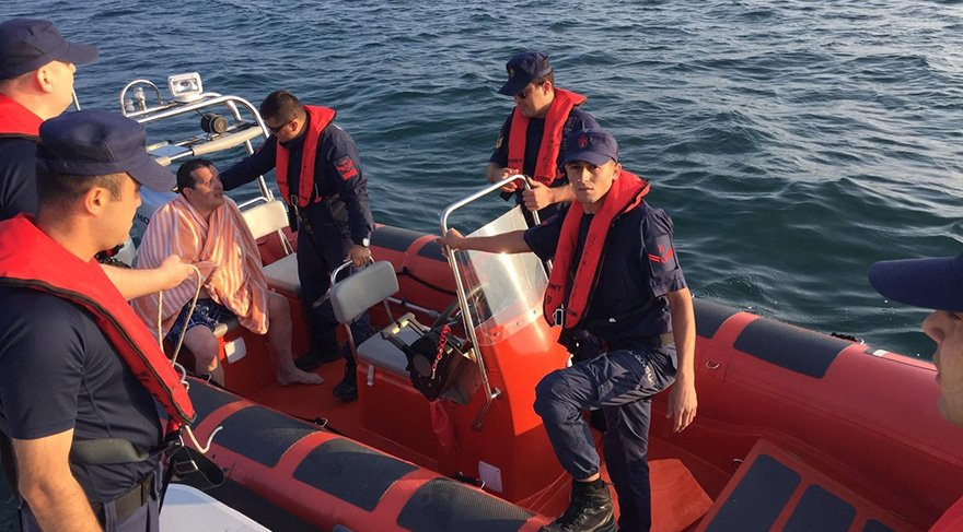 Denizde kaybolduktan 12 saat sonra sağ olarak bulundu! Şoke eden ölüm… - Resim : 1