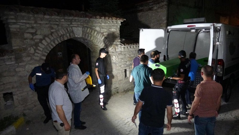 Kayıp usta restorasyonunu yapacağı hamamda asılı bulundu - Resim : 1