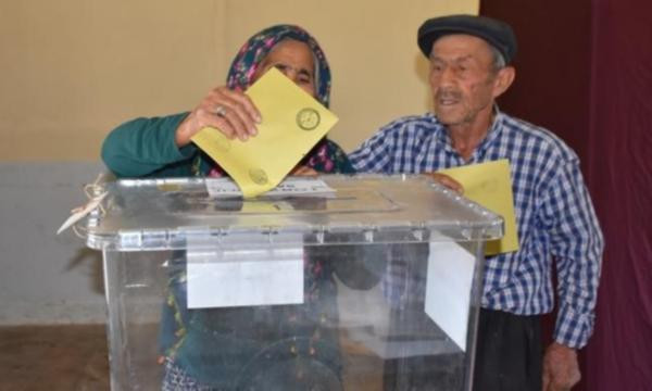 YSK'nın iptal ettiği 3 ilçe ve 1 beldede yapılan seçimler sona erdi - Resim : 1