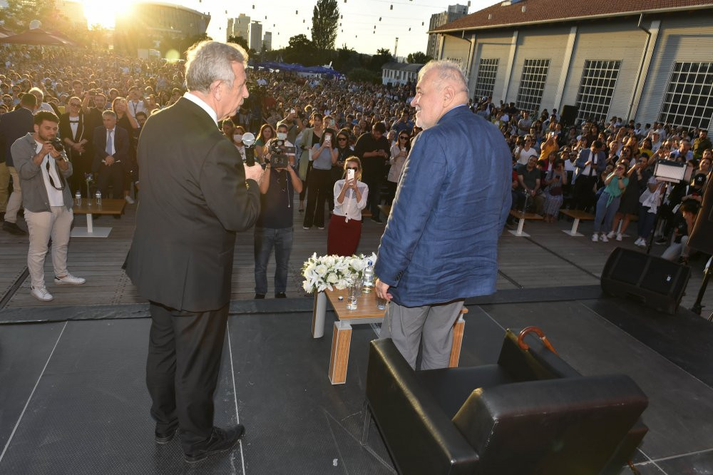 Mansur Yavaş ile İlber Ortaylı arasında dikkat çeken diyalog - Resim : 2