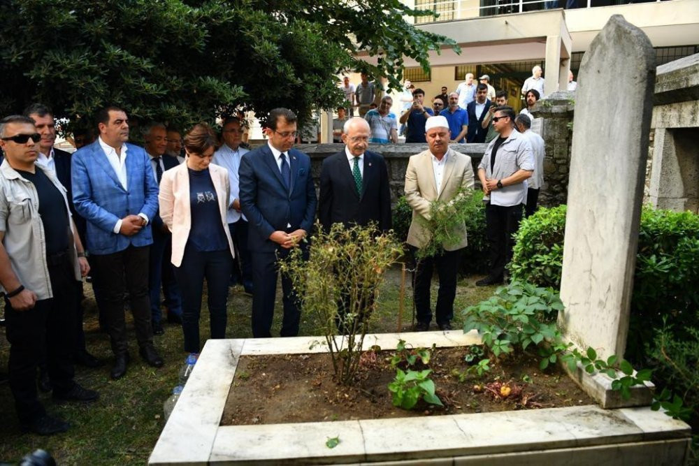 Kılıçdaroğlu İstanbul'un ilk belediye başkanı Hızır Çelebi'nin torunu çıktı - Resim : 10