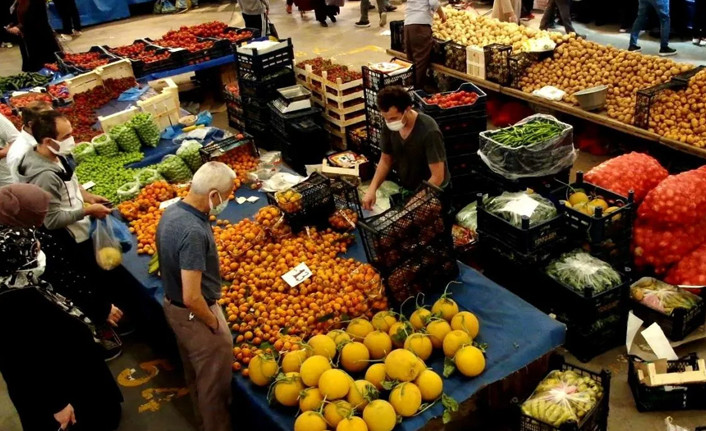 Pazarlar kuruldu, marketlerin oyunu isyan ettirdi - Resim : 2